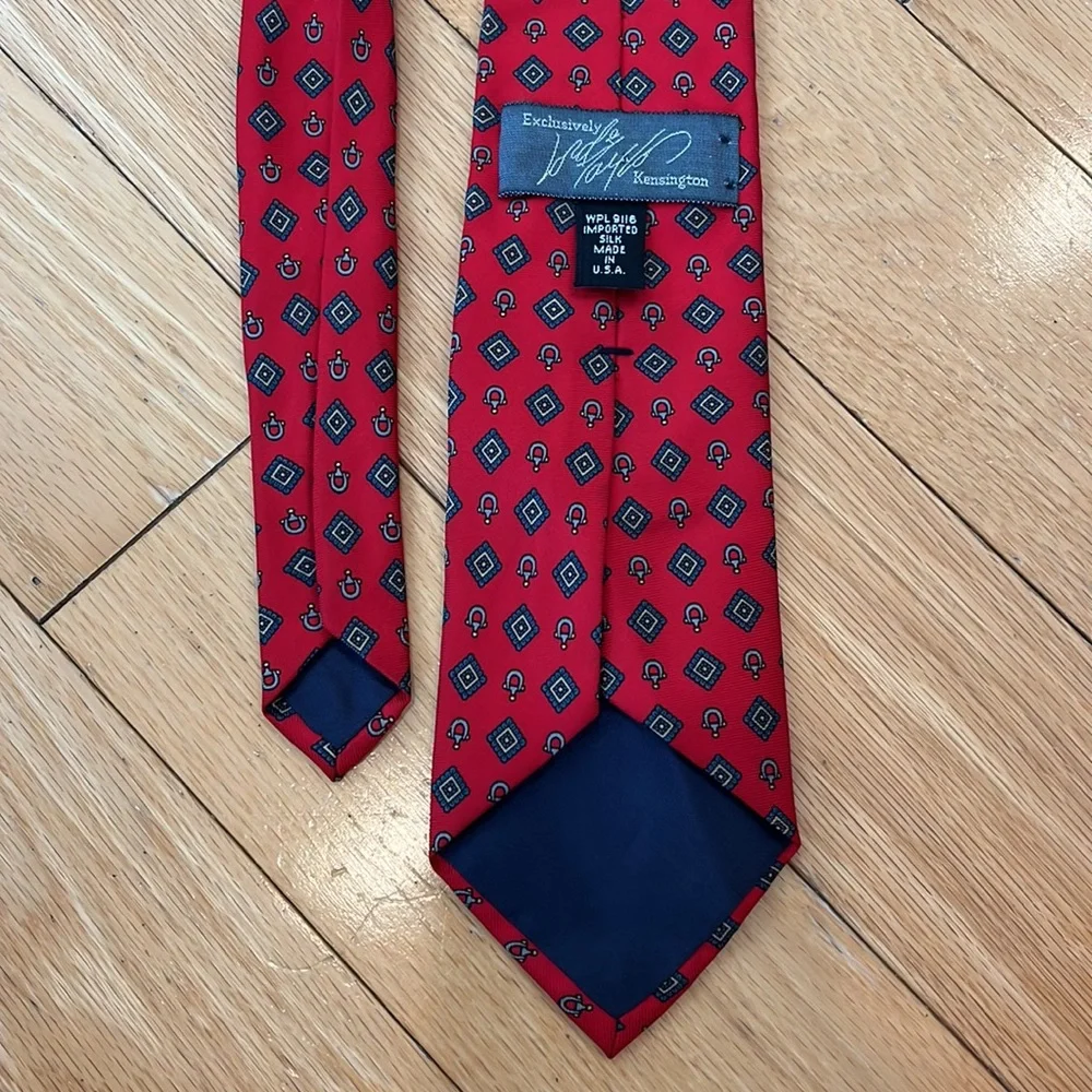 Lord & Taylor Red & Light Green Diamond Print Silk Tie